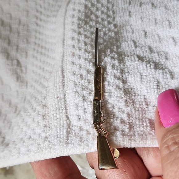 Hickok Other - SALE💥Vintage Hickok Rifle Tie Pin